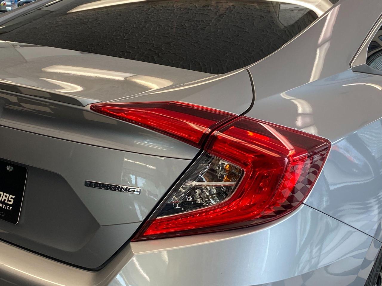 2018 Honda Civic Touring+Leather+Roof+WirelessCharging+CLEAN CARFAX Photo69