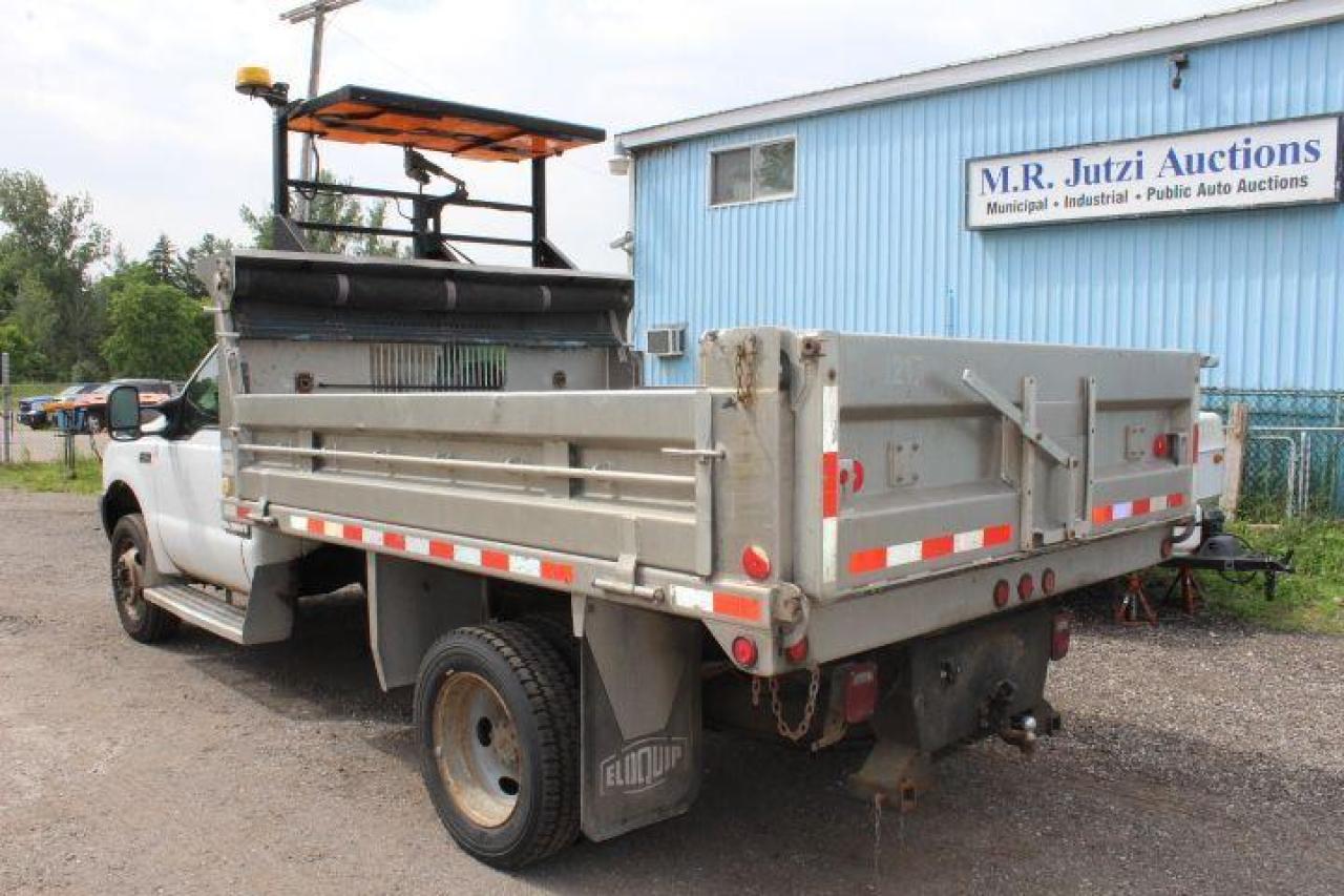 2002 Ford F-450  Photo3