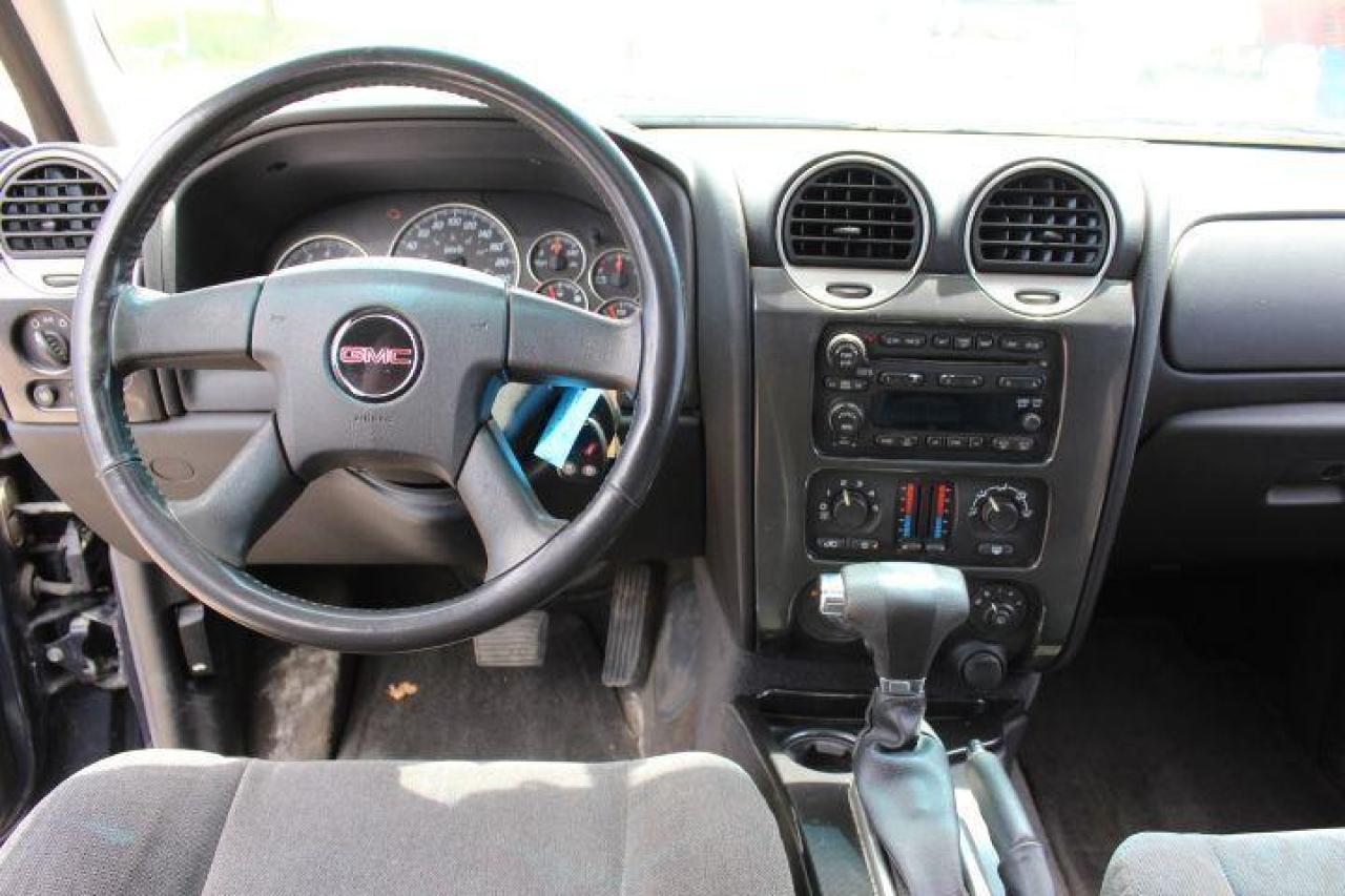 2007 GMC Envoy  Photo3