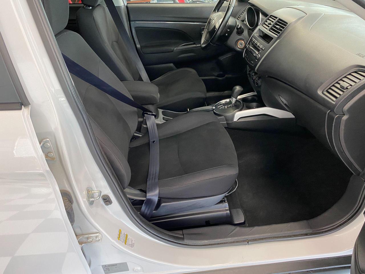 2013 Mitsubishi RVR SE+Bluetooth+A/C+Heated Seats+CLEAN CARFAX - Photo #21