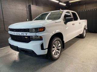 Used 2021 Chevrolet Silverado 1500 Custom / Clean CarFax / Tow Package for sale in Kingston, ON