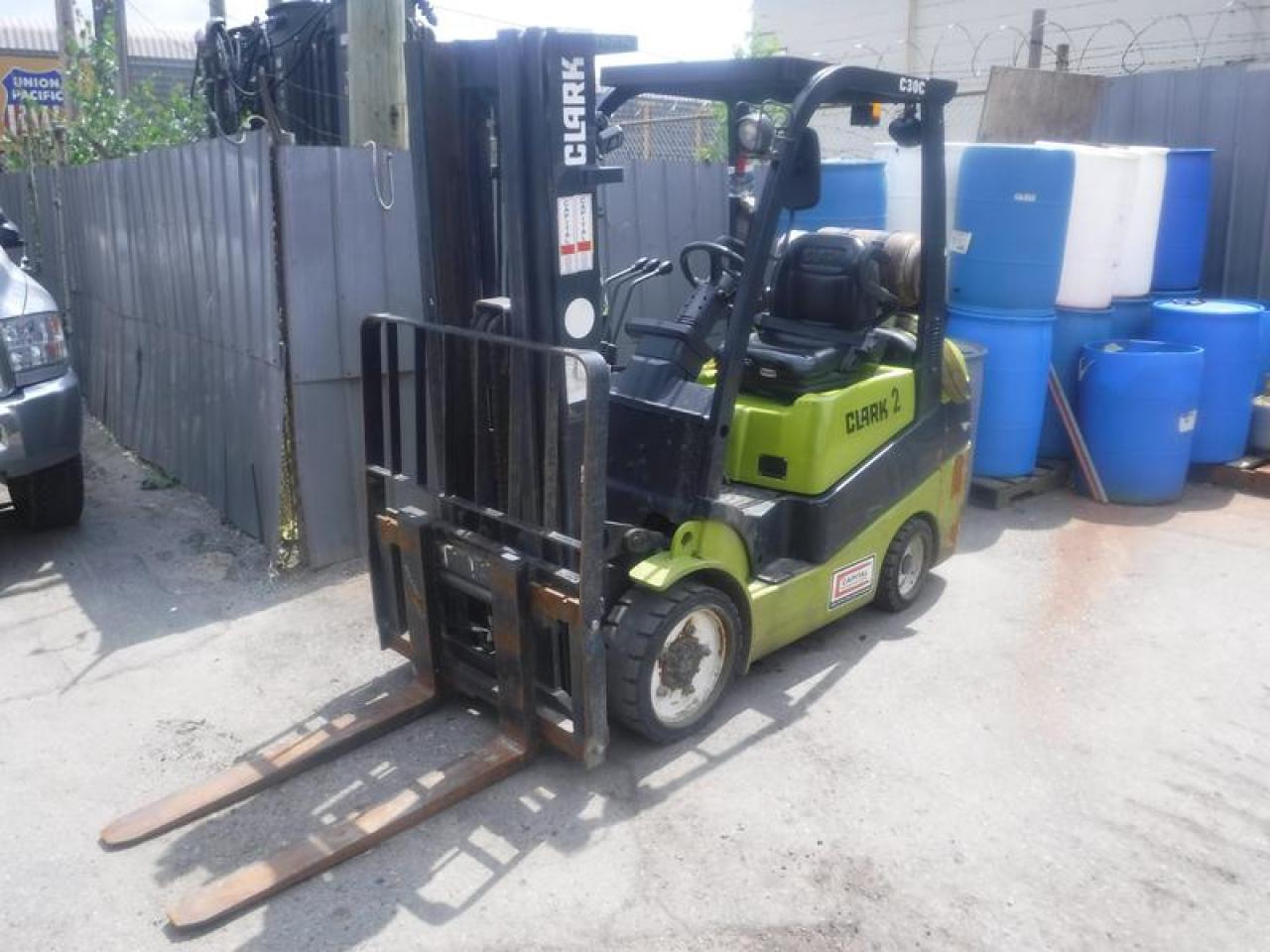 Used 2014 CLARK C30cl Lp 2 Stage Forklift Propane for sale in Burnaby, BC