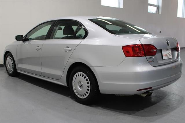 2014 Volkswagen Jetta Comfortline 1.8T 6sp at w/ Tip