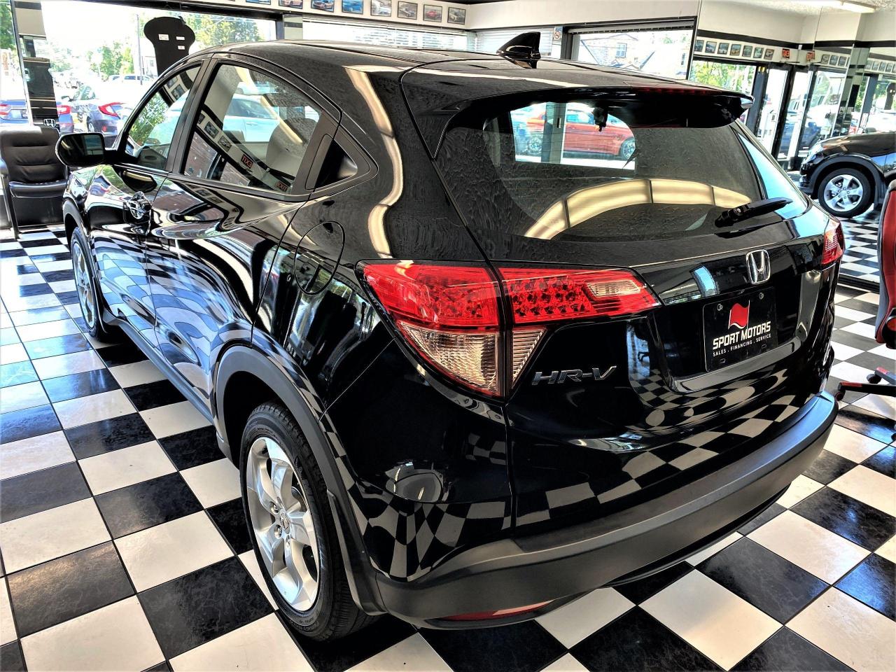 2016 Honda HR-V LX+Camera+Bluetooth+Heated Seats+Accident Free Photo2