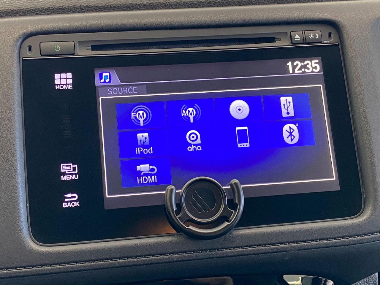 2016 Honda HR-V LX+Camera+Bluetooth+Heated Seats+Accident Free - Photo #31