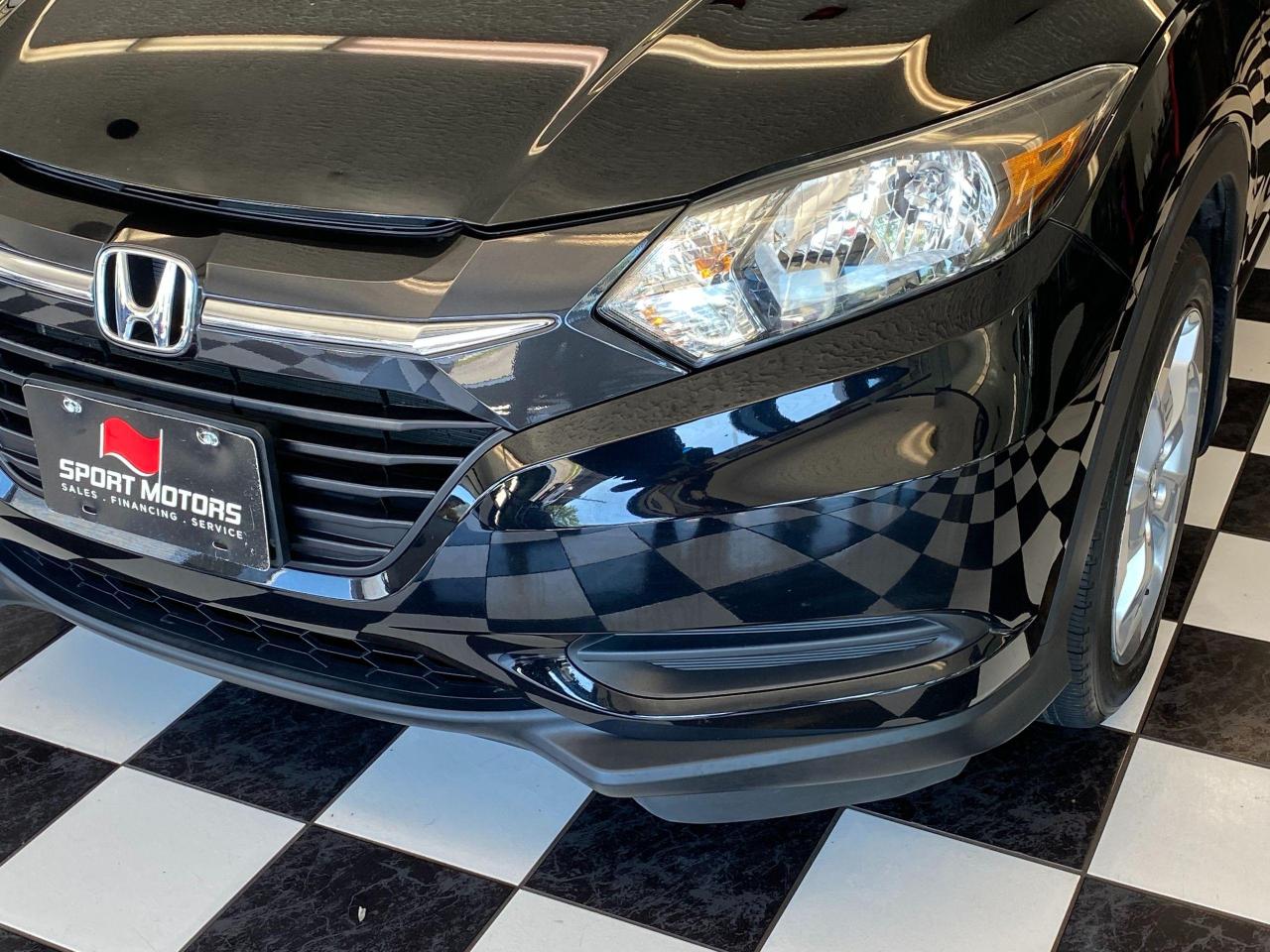 2016 Honda HR-V LX+Camera+Bluetooth+Heated Seats+Accident Free Photo101