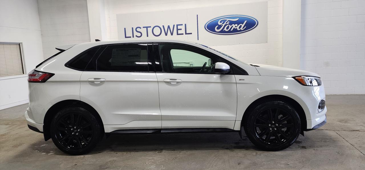 2022 Ford Edge ST LINE - PANO ROOF + COLD WEATHER PACKAGE Photo1