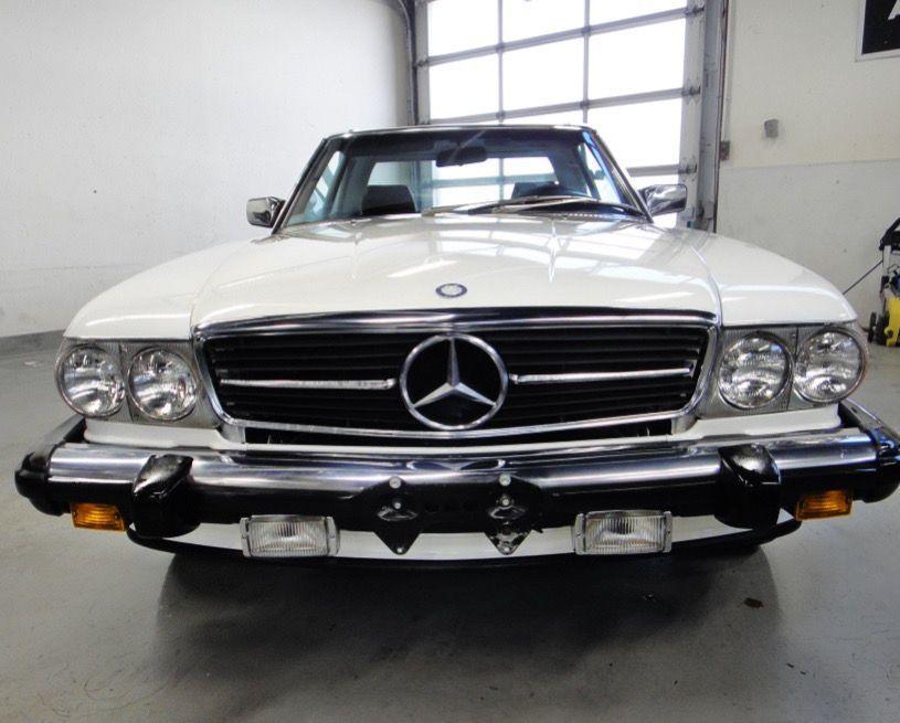 1988 Mercedes-Benz SL-Class SL 560. LOW KM, RUST FREE, MUST SEE - Photo #2