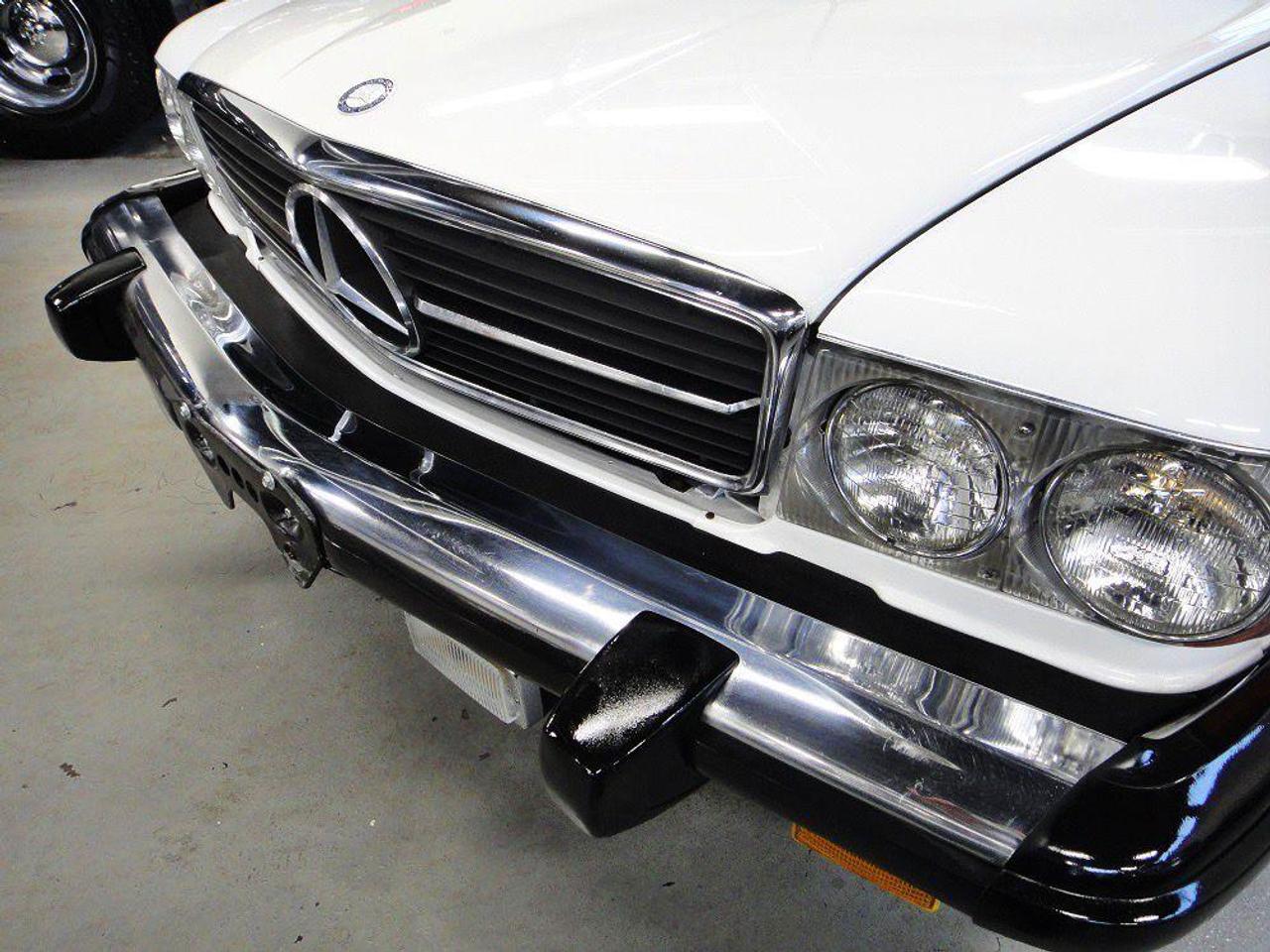 1988 Mercedes-Benz SL-Class SL 560. LOW KM, RUST FREE, MUST SEE Photo