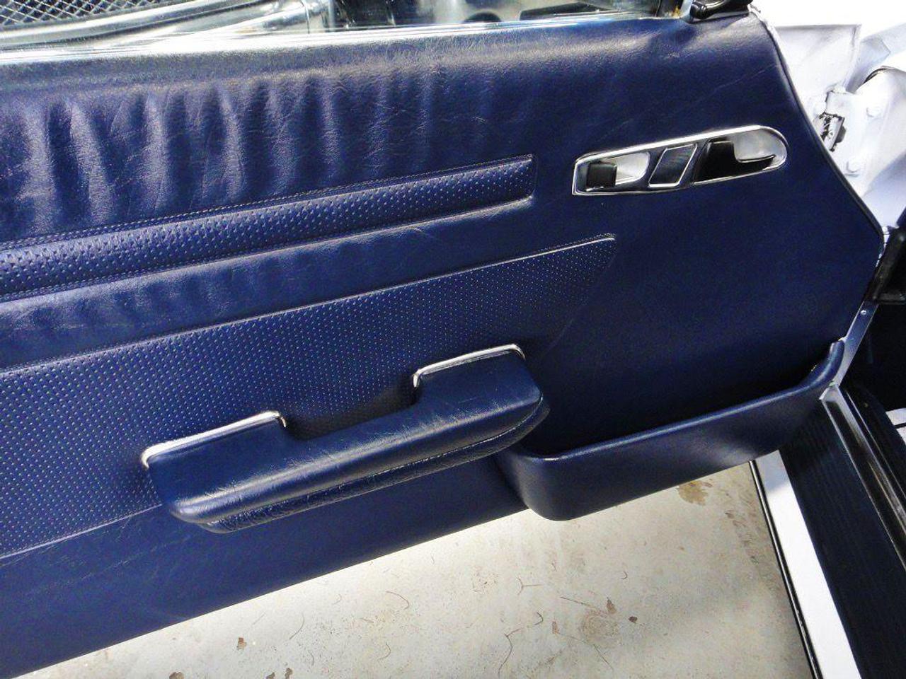 1988 Mercedes-Benz SL-Class SL 560. LOW KM, RUST FREE, MUST SEE Photo