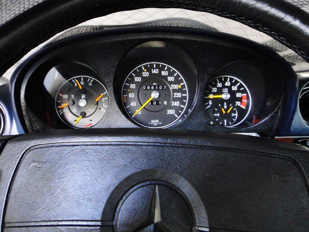 1988 Mercedes-Benz SL-Class SL 560. LOW KM, RUST FREE, MUST SEE - Photo #28