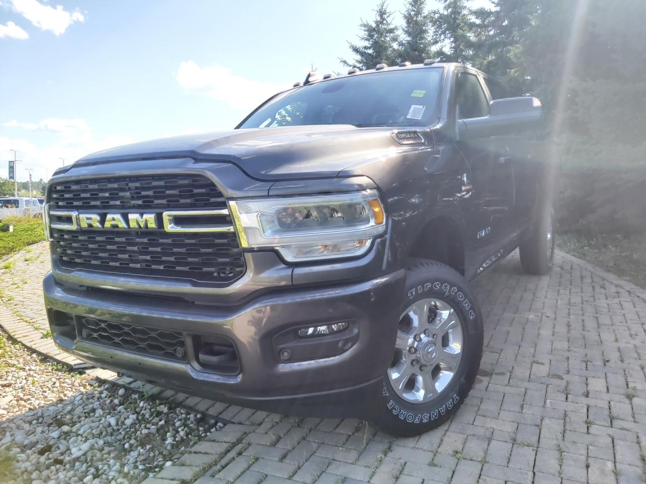 2022 RAM 3500 Big Horn Photo2