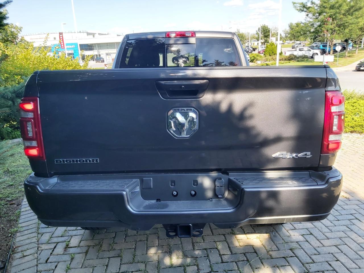 2022 RAM 3500 Big Horn Photo4