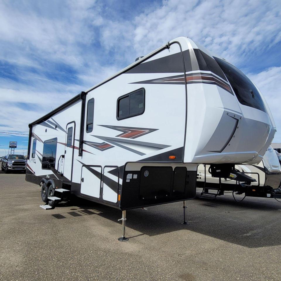 2022 Forest River XLF28DK5 TOY HAULER