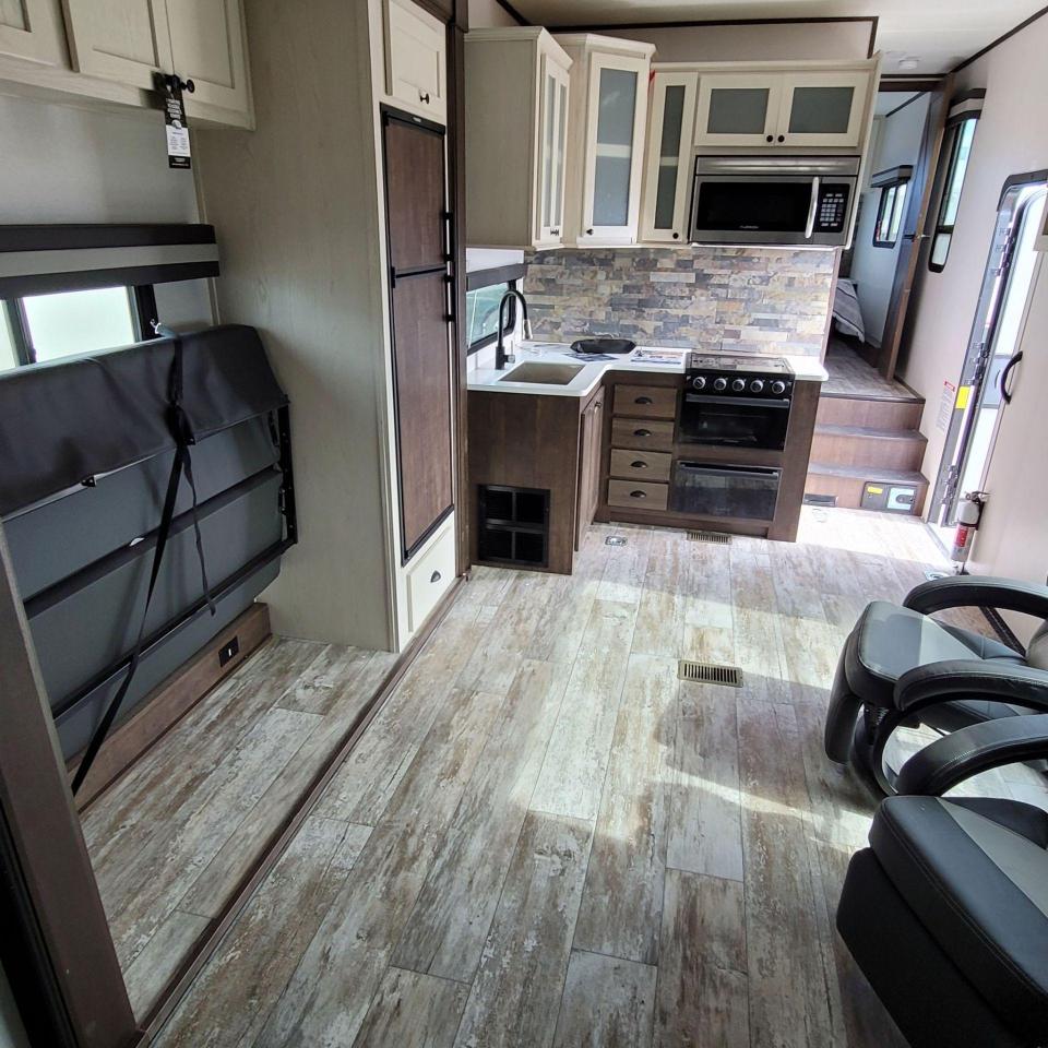 2022 Forest River XLF28DK5 TOY HAULER