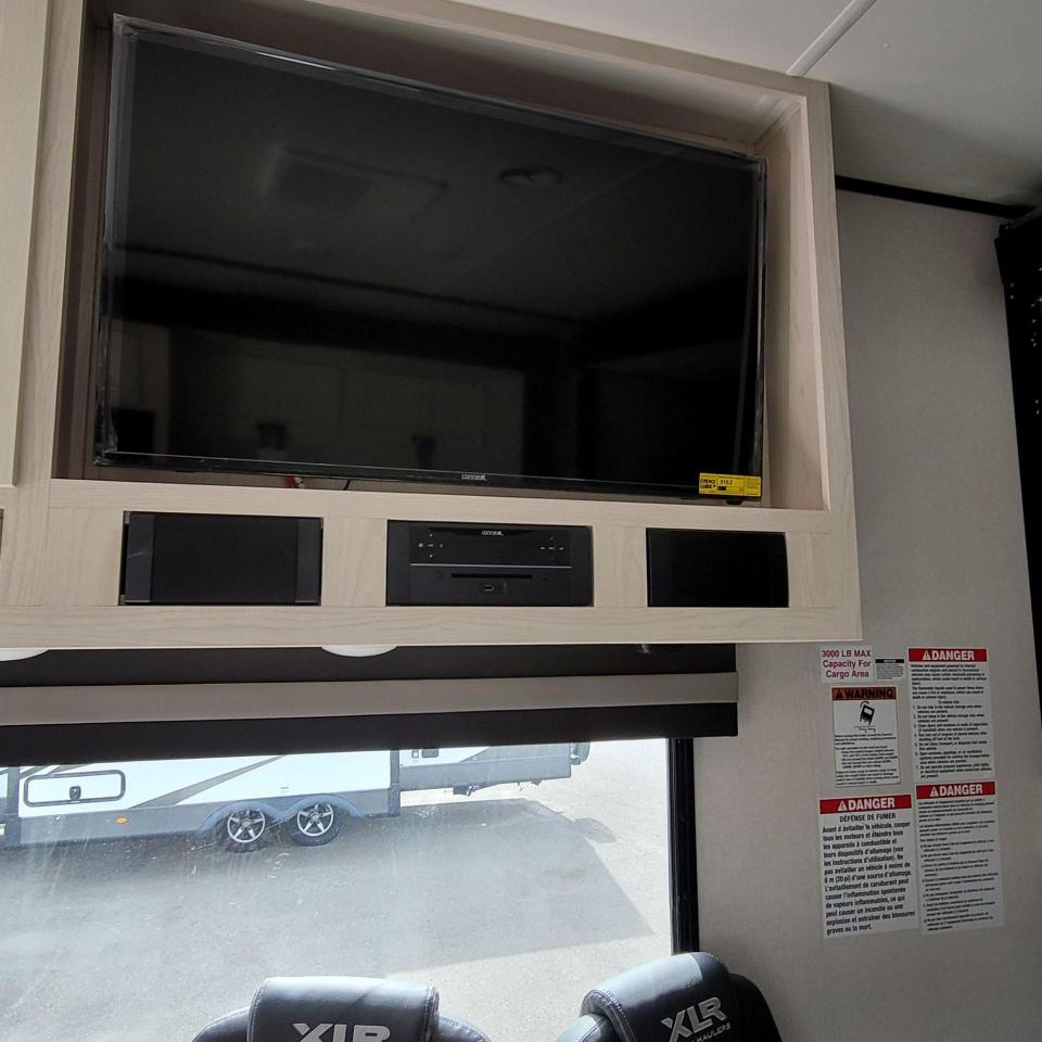 2022 Forest River XLF28DK5 TOY HAULER