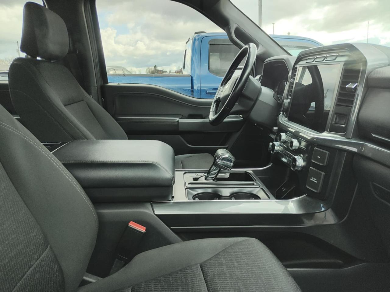 2022 Ford F-150 4x4 Supercrew-145