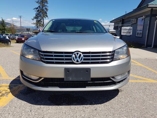 2013 Volkswagen Passat 2.0L TDI SE w/Sunroof & Nav - Photo #2