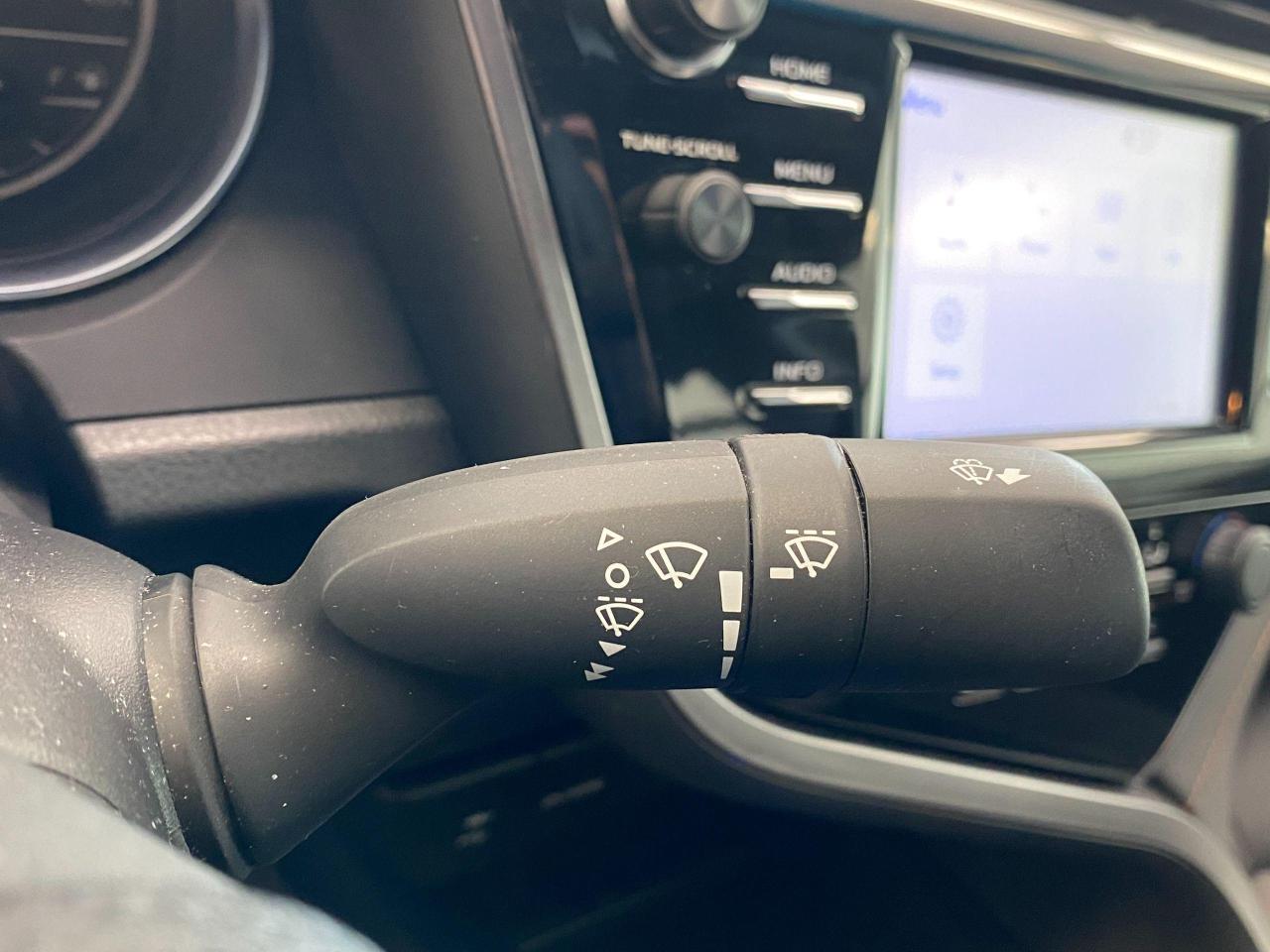 2018 Toyota Camry LE+Camera+Toyota Sense+AdaptiveCruise+CLEAN CARFAX Photo50