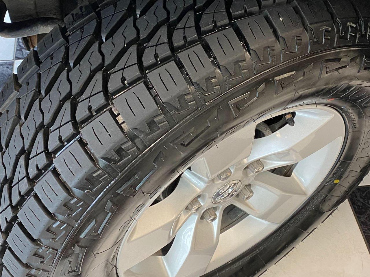 2013 RAM 1500 ST 4.7L V8+New Tires+A/C+Cruise - Photo #10