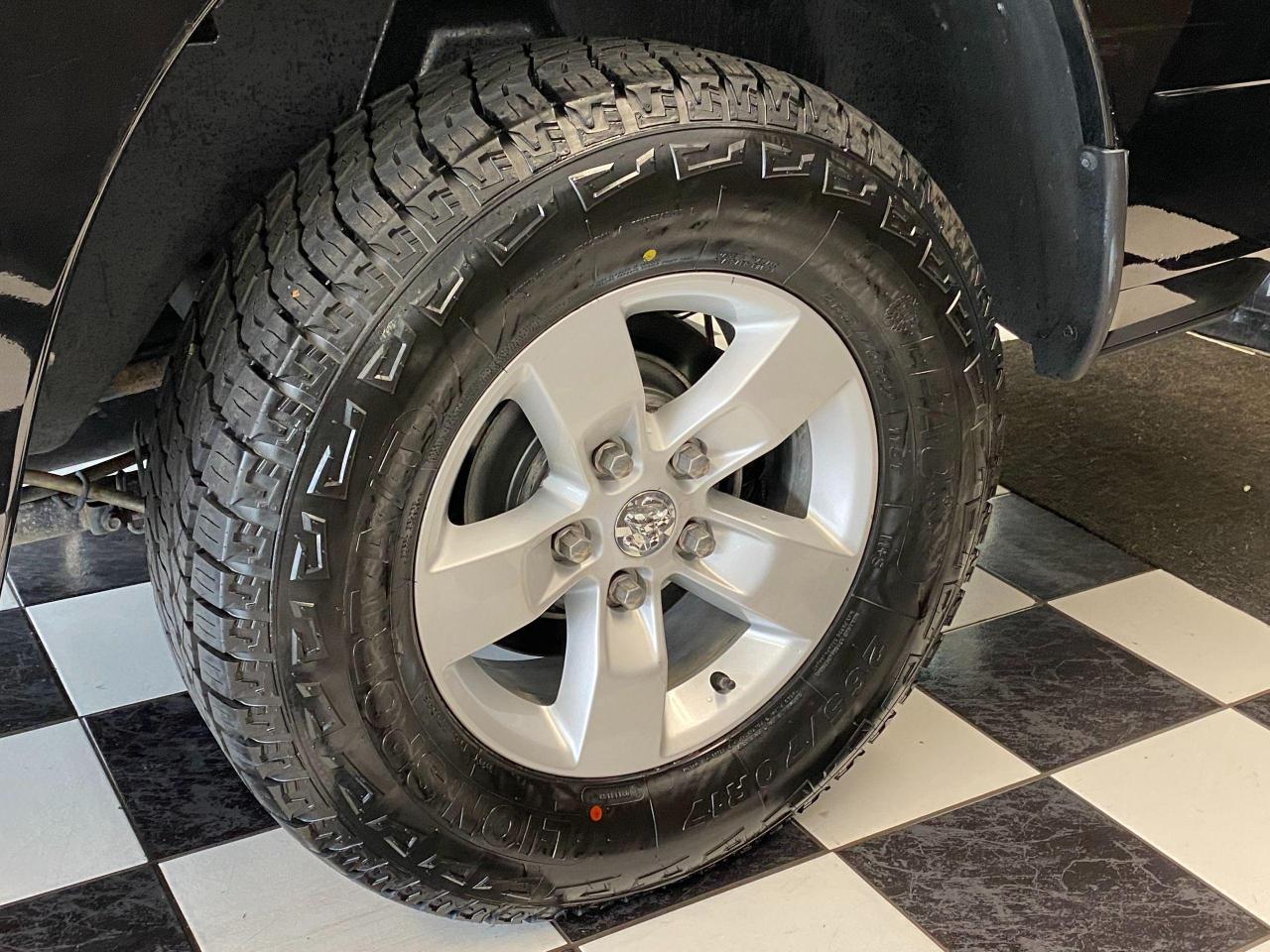 2013 RAM 1500 ST 4.7L V8+New Tires+A/C+Cruise - Photo #35