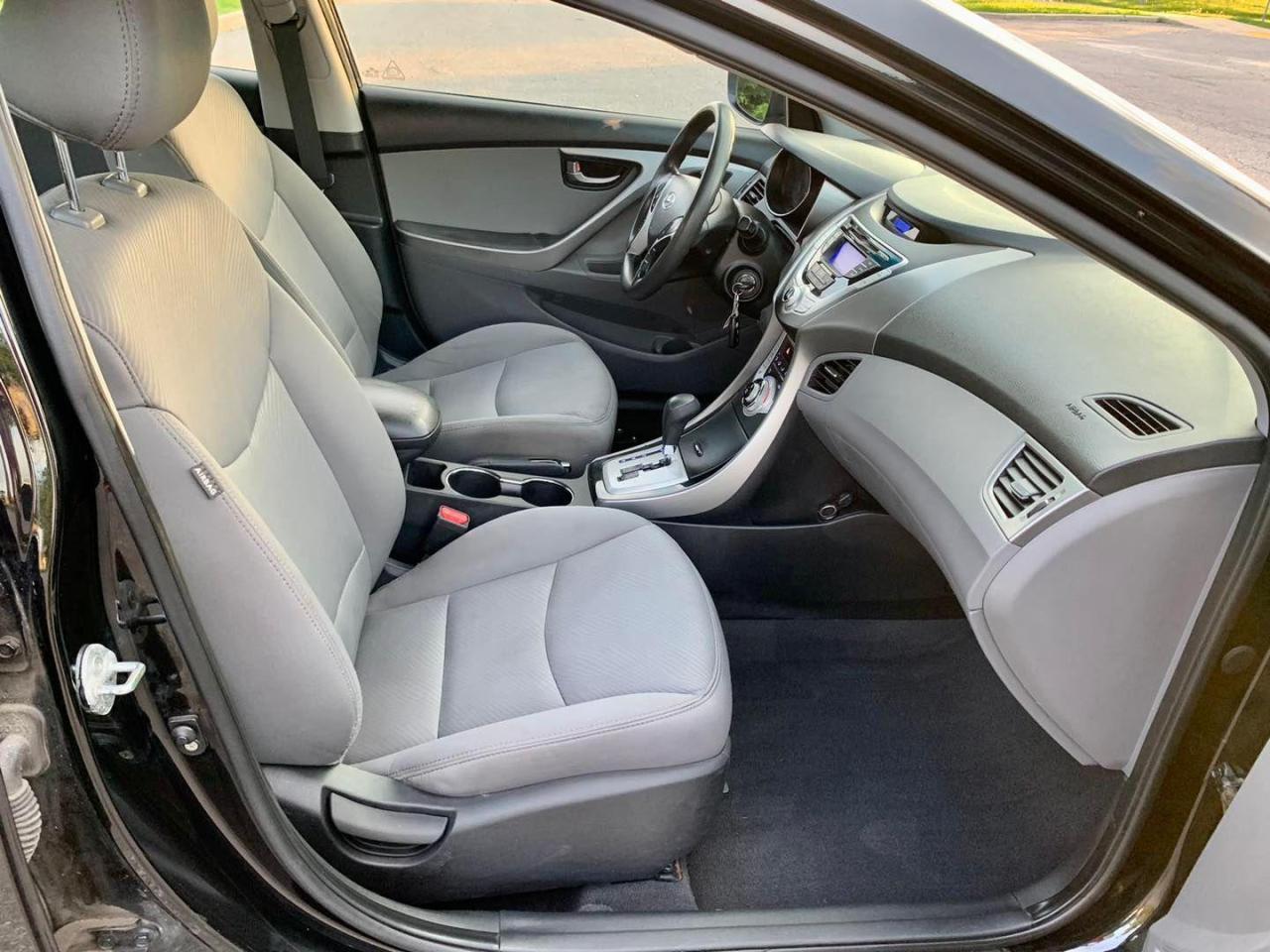 2011 Hyundai Elantra 4dr Sdn Auto GLS - Photo #11