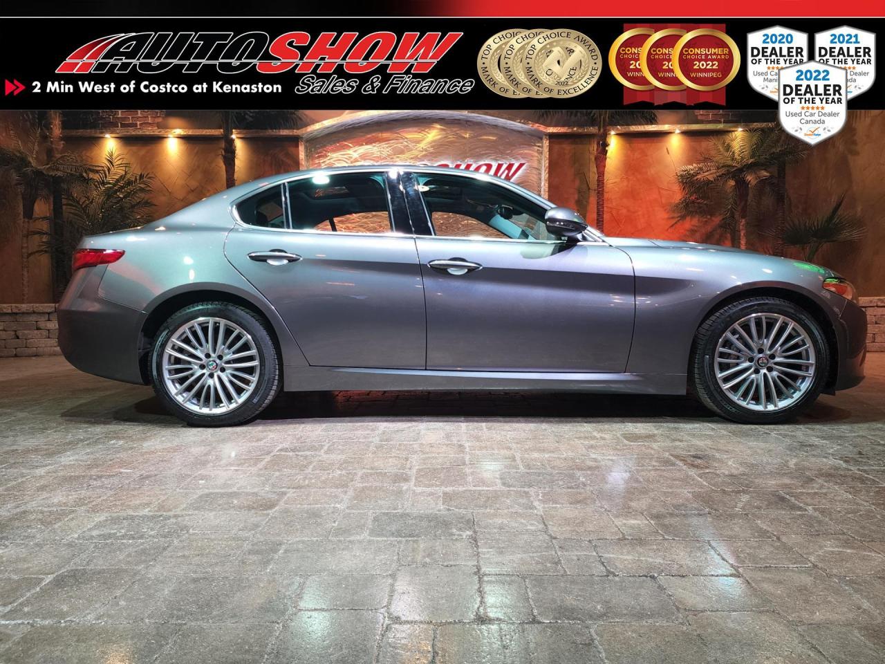 Used 2017 Alfa Romeo Giulia Ti AWD 2.0L Turbo - Pano Roof, H/K Stereo, Nav, Lthr !! for sale in Winnipeg, MB
