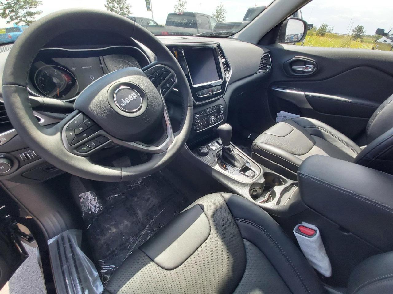 2022 Jeep Cherokee Limited Photo3