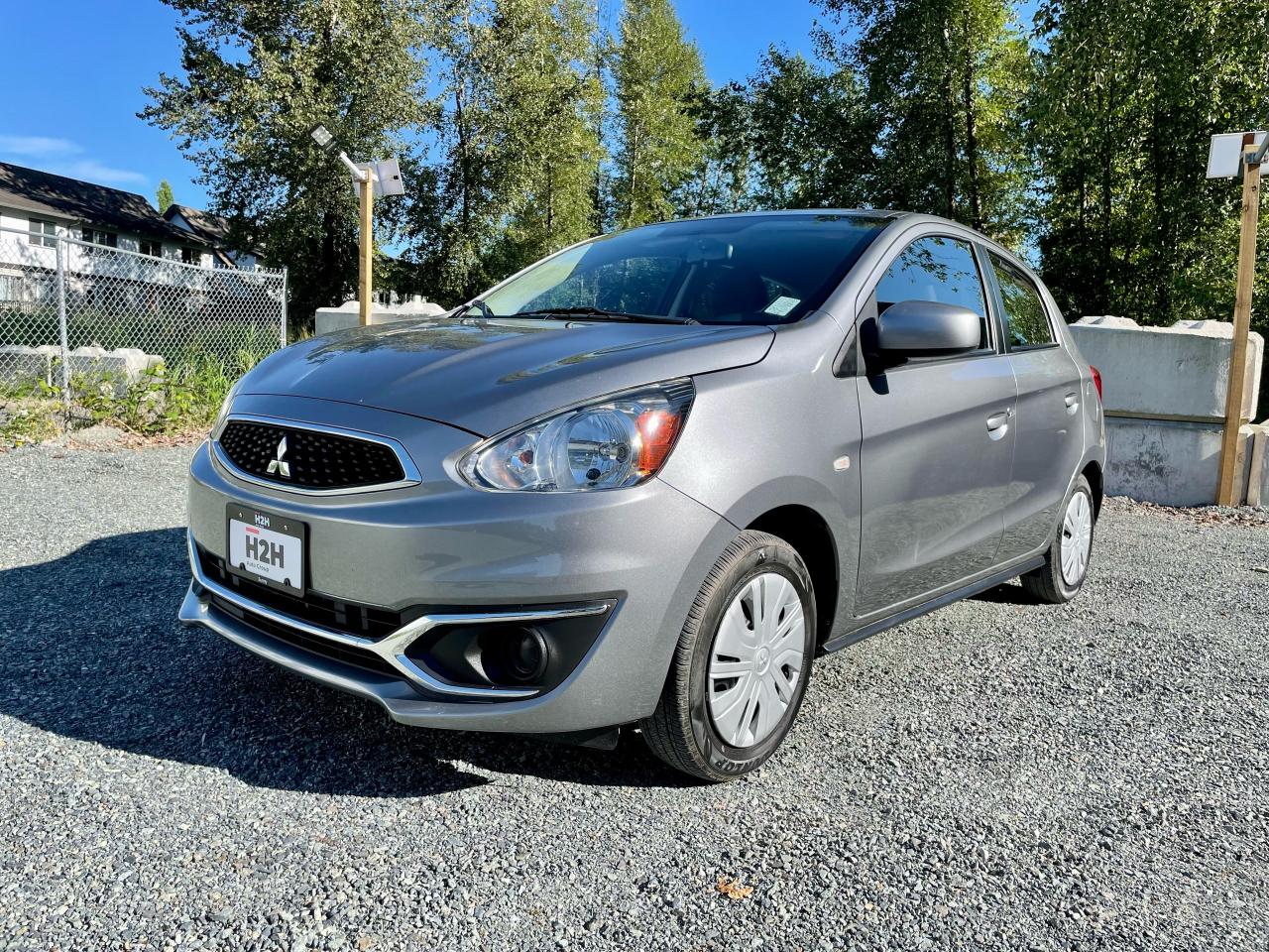 2017 Mitsubishi Mirage ES Photo0