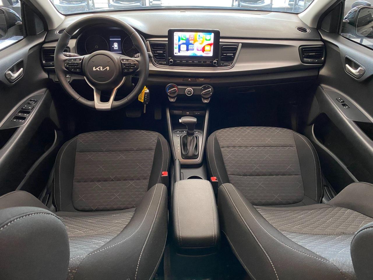 2022 Kia Rio LX+Sunroof+ApplePlay+BlindSpot+Clean Carfax Photo8