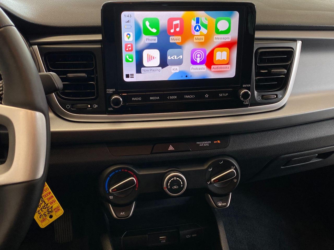 2022 Kia Rio LX+Sunroof+ApplePlay+BlindSpot+Clean Carfax Photo10