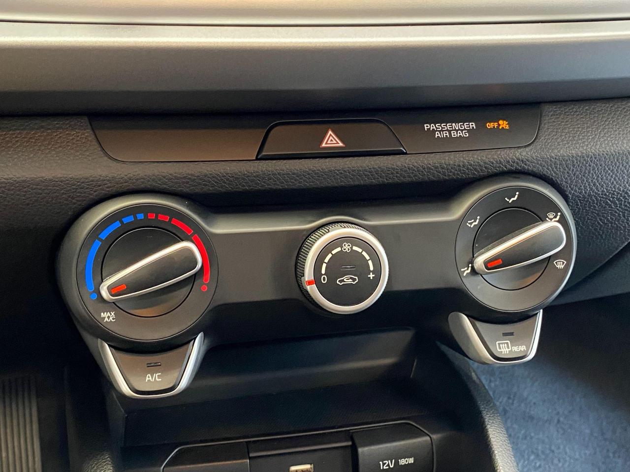 2022 Kia Rio LX+Sunroof+ApplePlay+BlindSpot+Clean Carfax Photo38