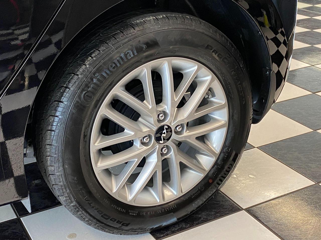 2022 Kia Rio LX+Sunroof+ApplePlay+BlindSpot+Clean Carfax Photo55