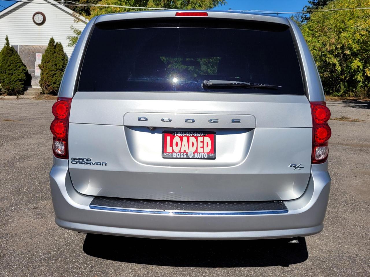 2011 Dodge Grand Caravan R/T Photo