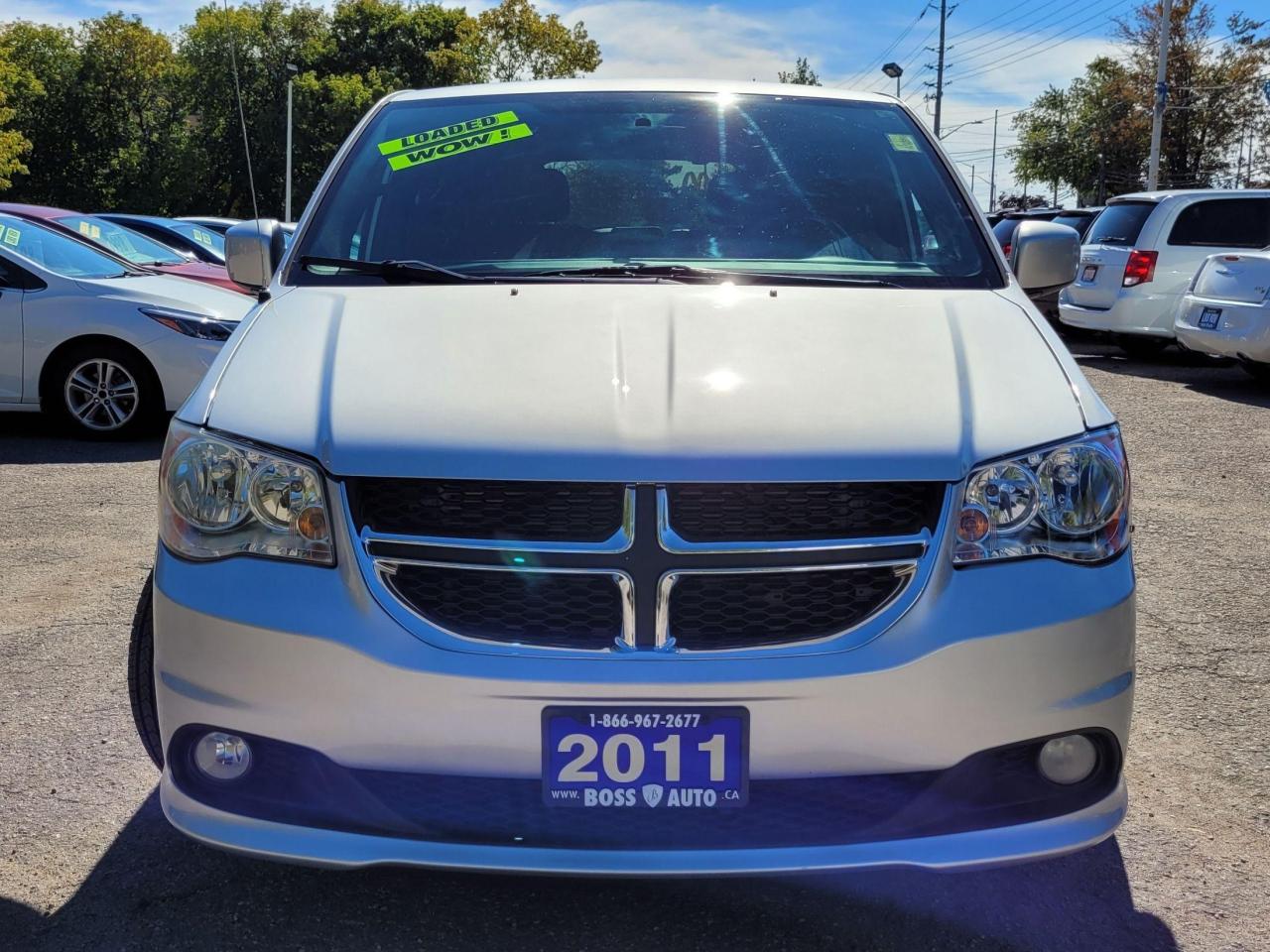 2011 Dodge Grand Caravan R/T Photo
