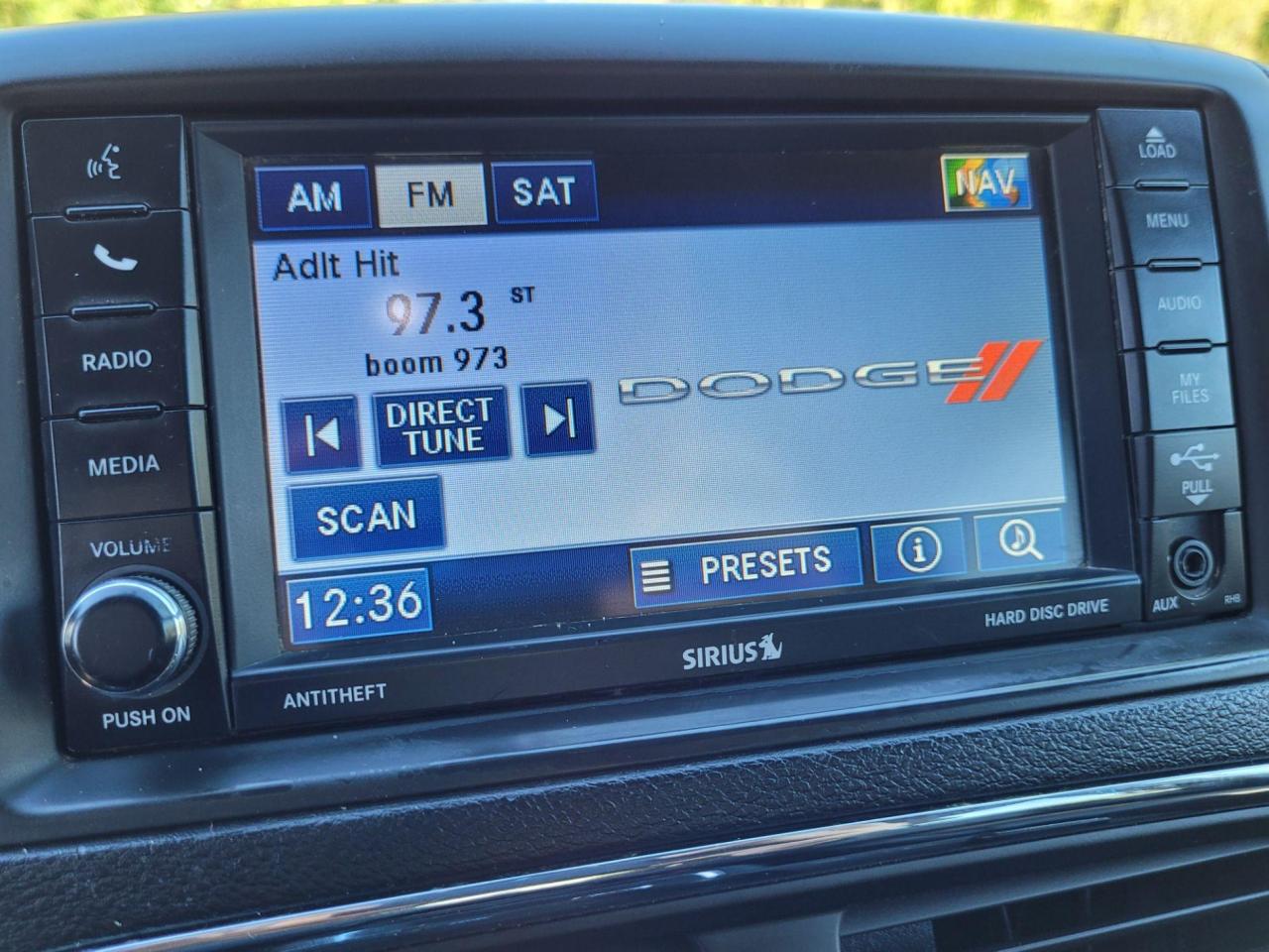 2011 Dodge Grand Caravan R/T Photo