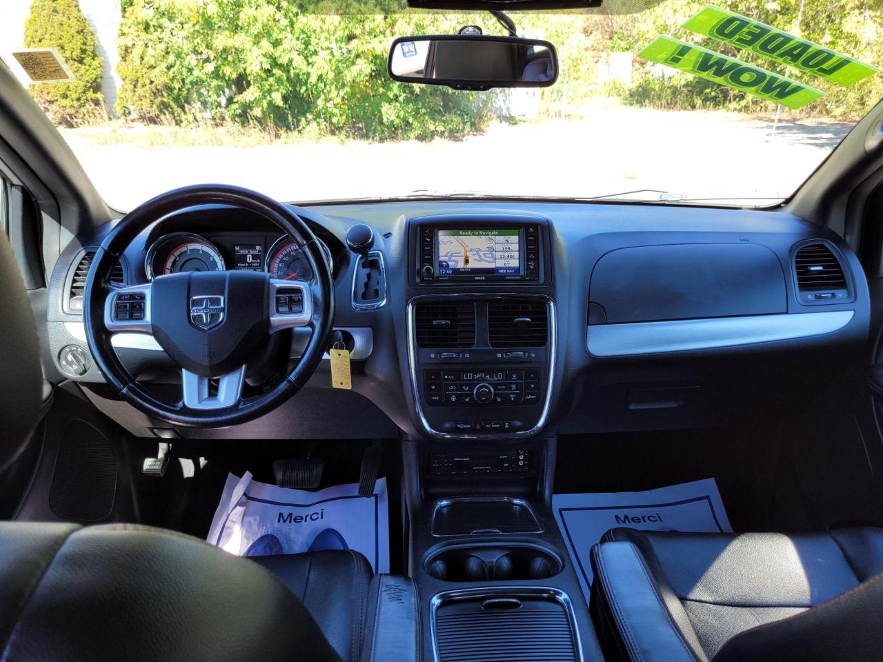 2011 Dodge Grand Caravan R/T Photo