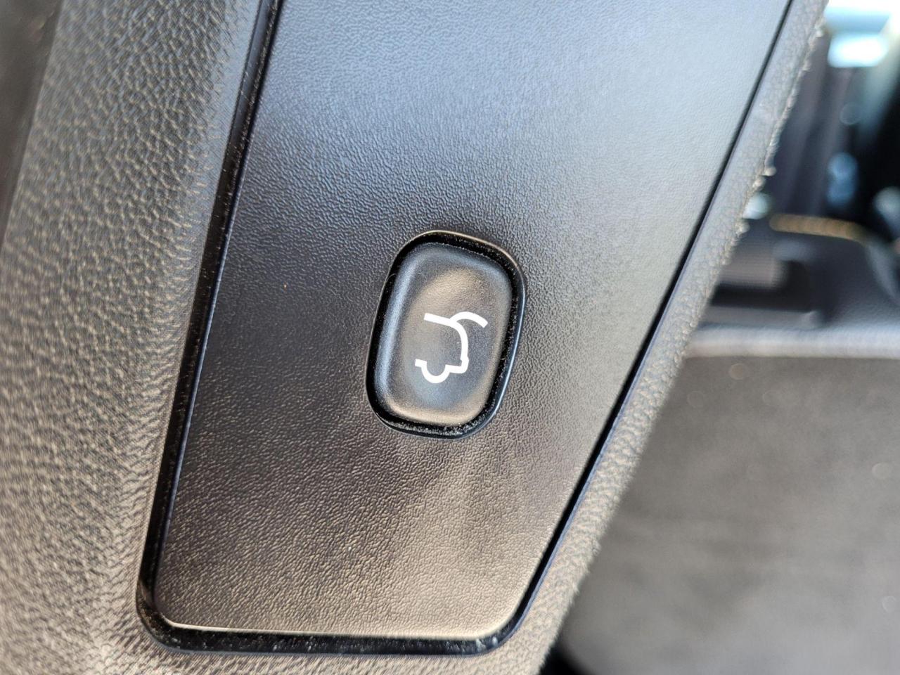 2011 Dodge Grand Caravan R/T Photo