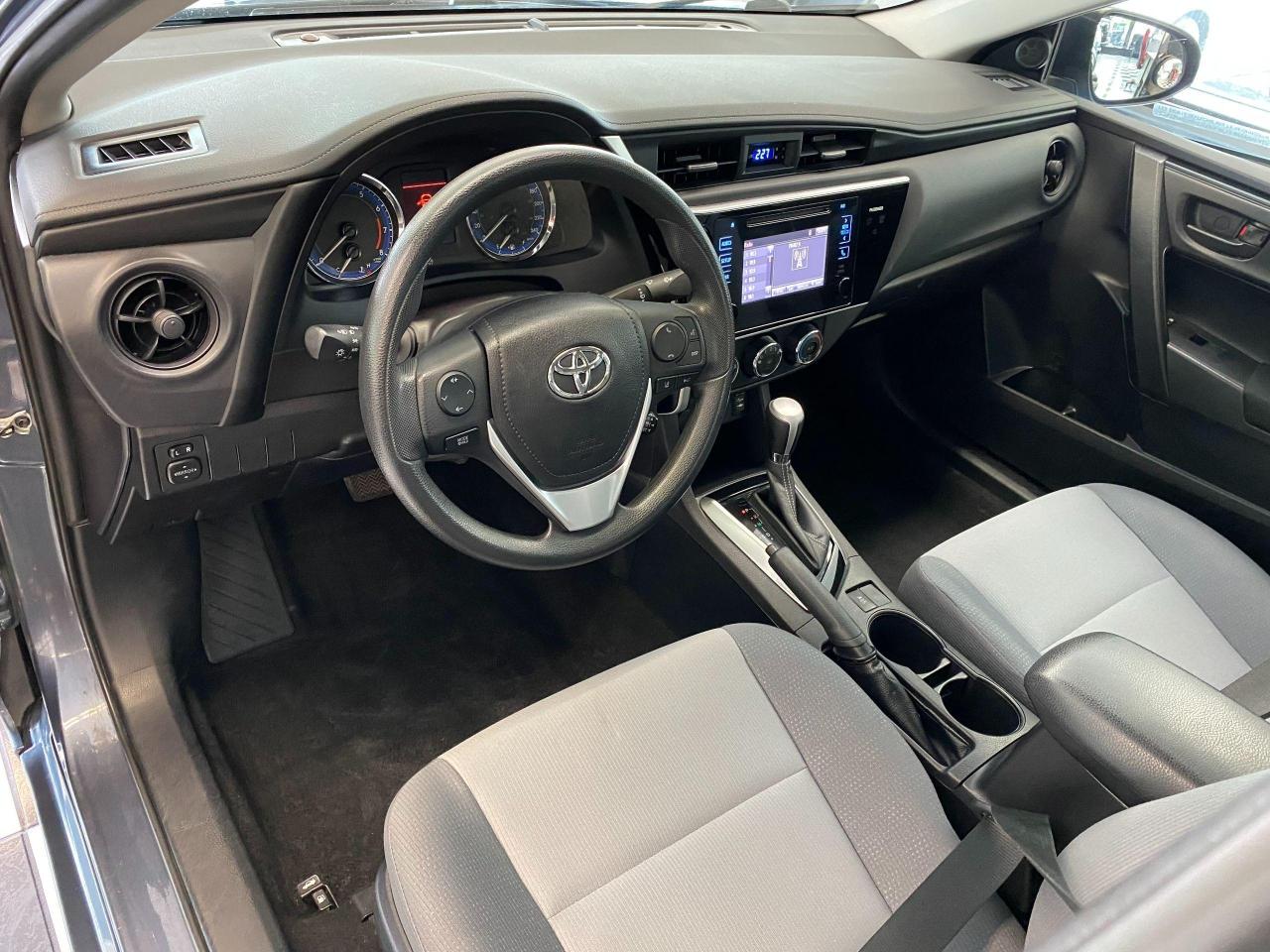 2017 Toyota Corolla CE+New Tires+A/C+Bluetooth+CLEAN CARFAX Photo17