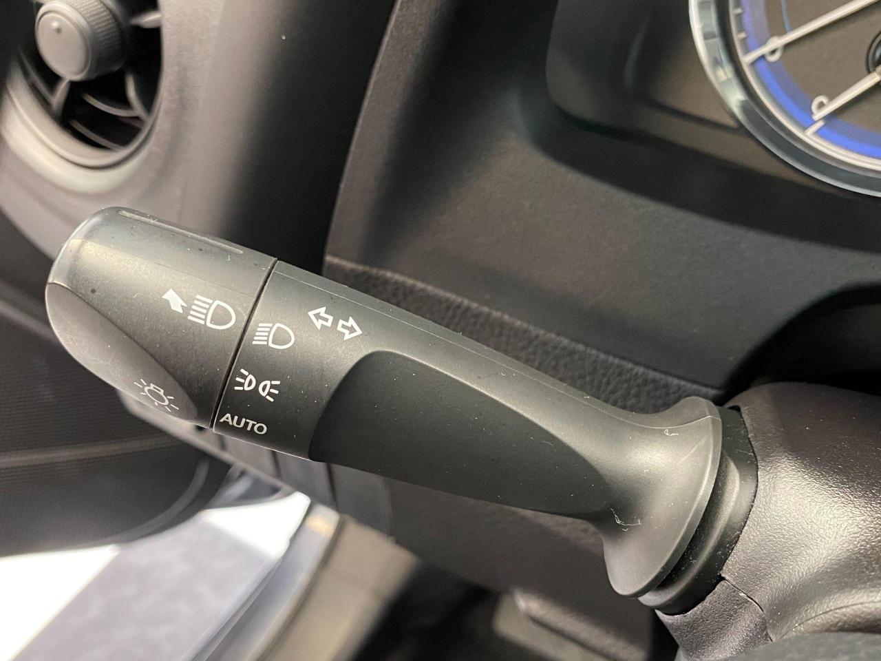 2017 Toyota Corolla CE+New Tires+A/C+Bluetooth+CLEAN CARFAX - Photo #45
