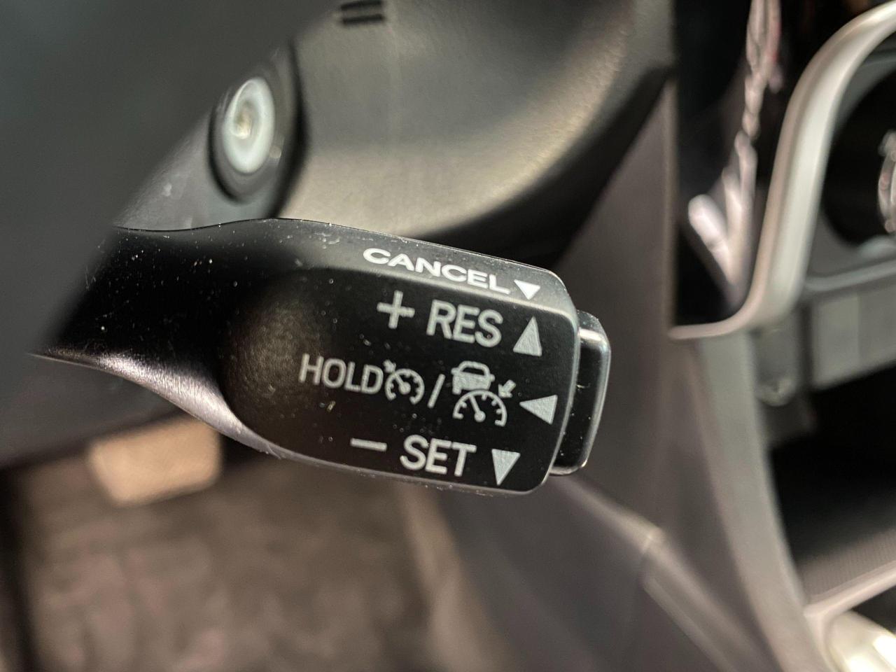 2017 Toyota Corolla CE+New Tires+A/C+Bluetooth+CLEAN CARFAX - Photo #46