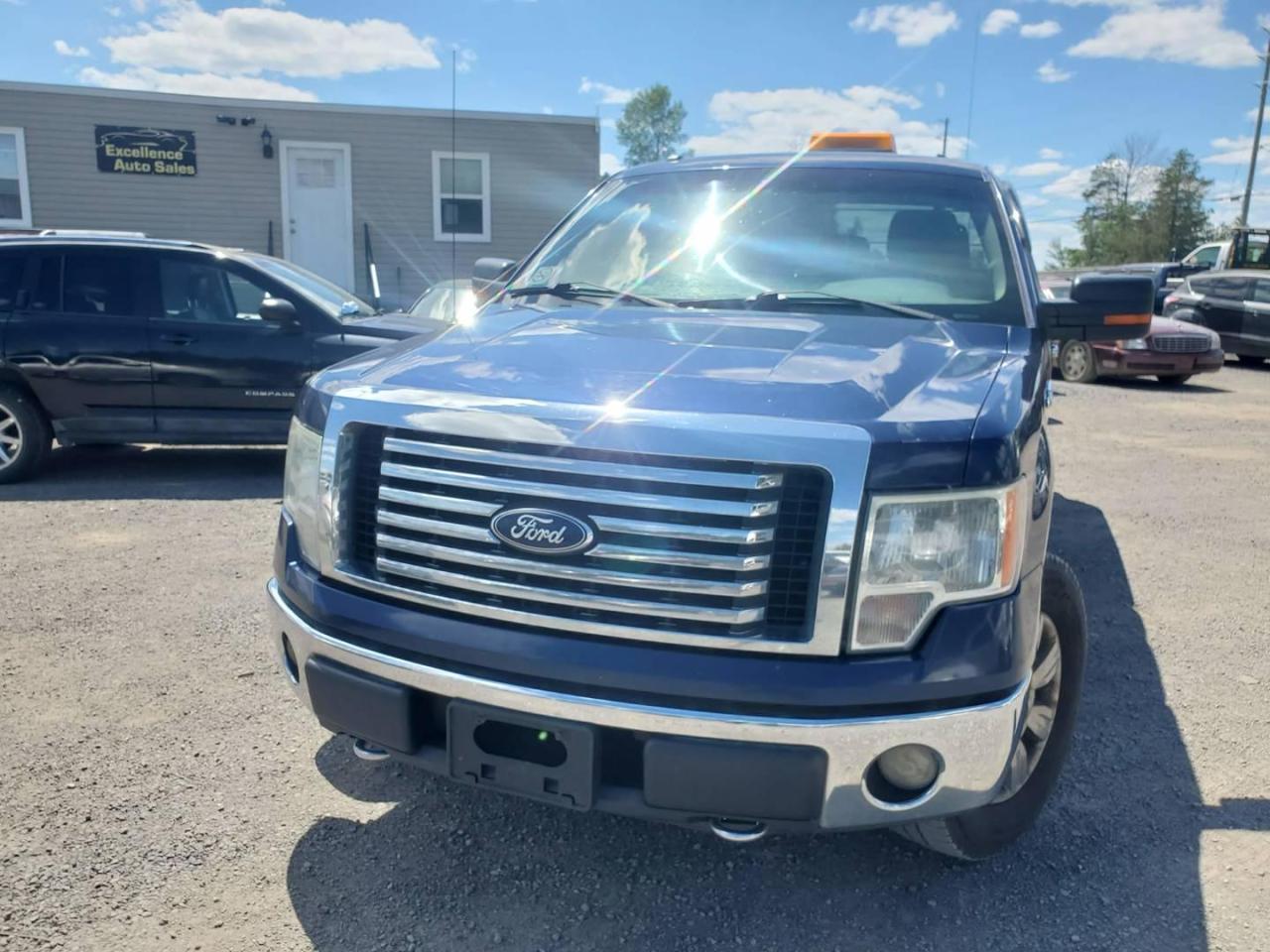 2012 Ford F-150 Lariat SuperCab 6.5-ft. Bed 4WD - Photo #1