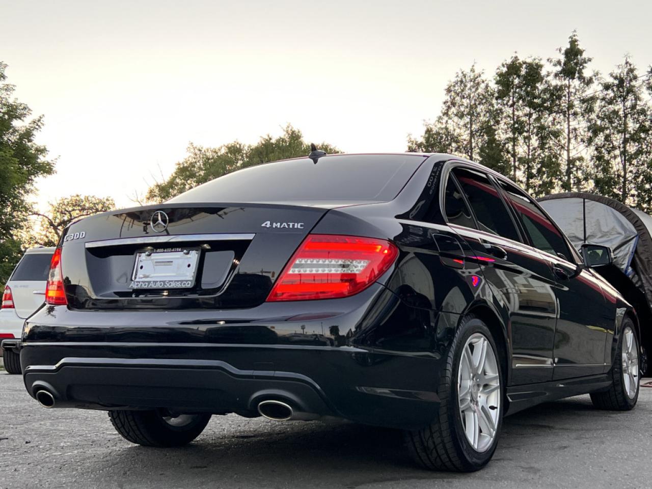 2013 Mercedes-Benz C-Class C300 4MATIC Photo4