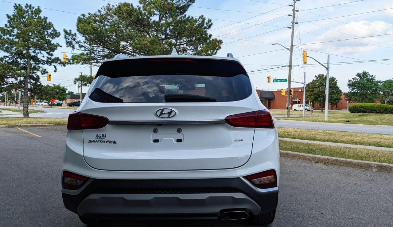 2020 Hyundai Santa Fe 2.4L Preferred AWD Photo3