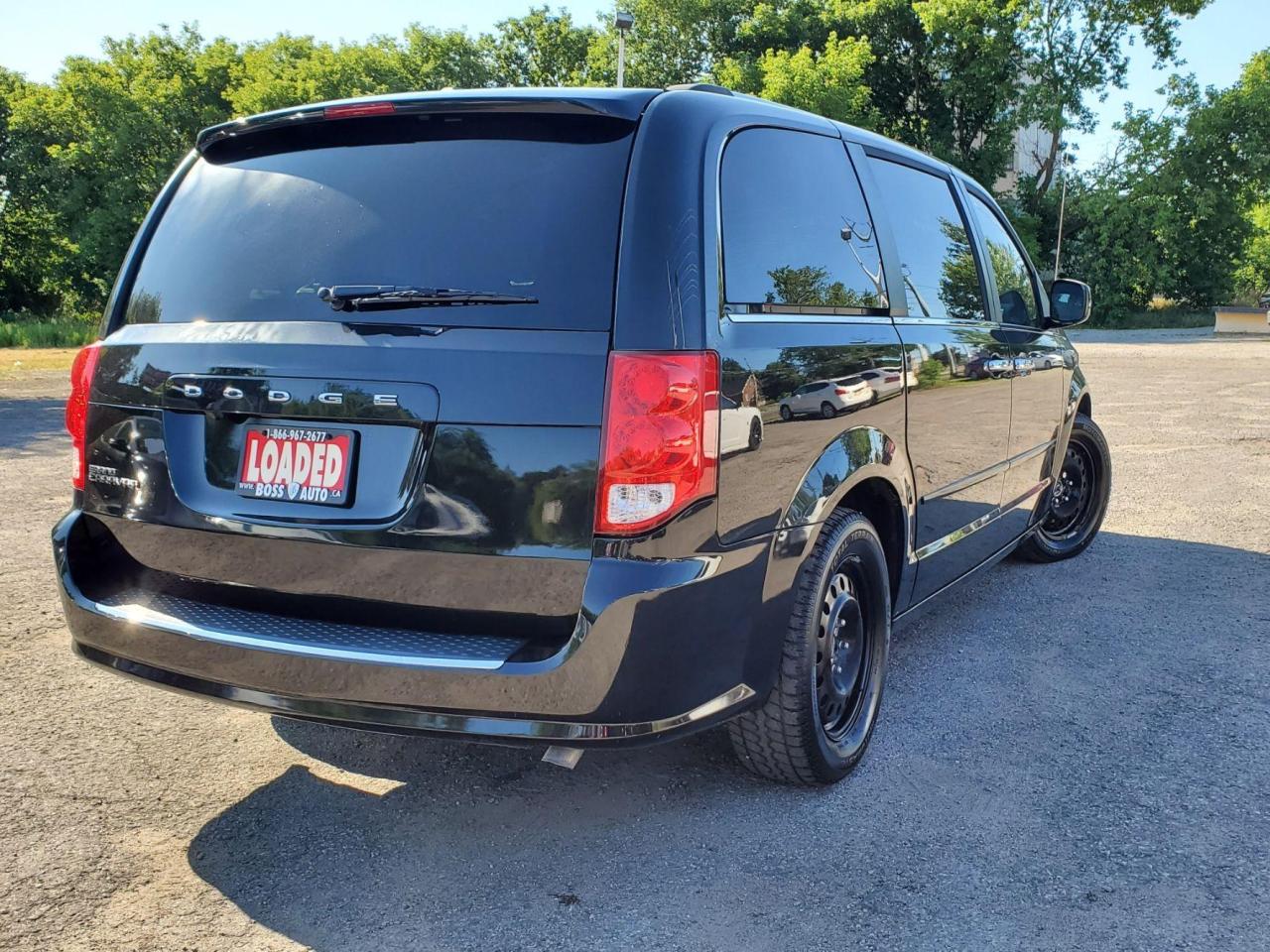 2016 Dodge Grand Caravan Crew Plus Photo4