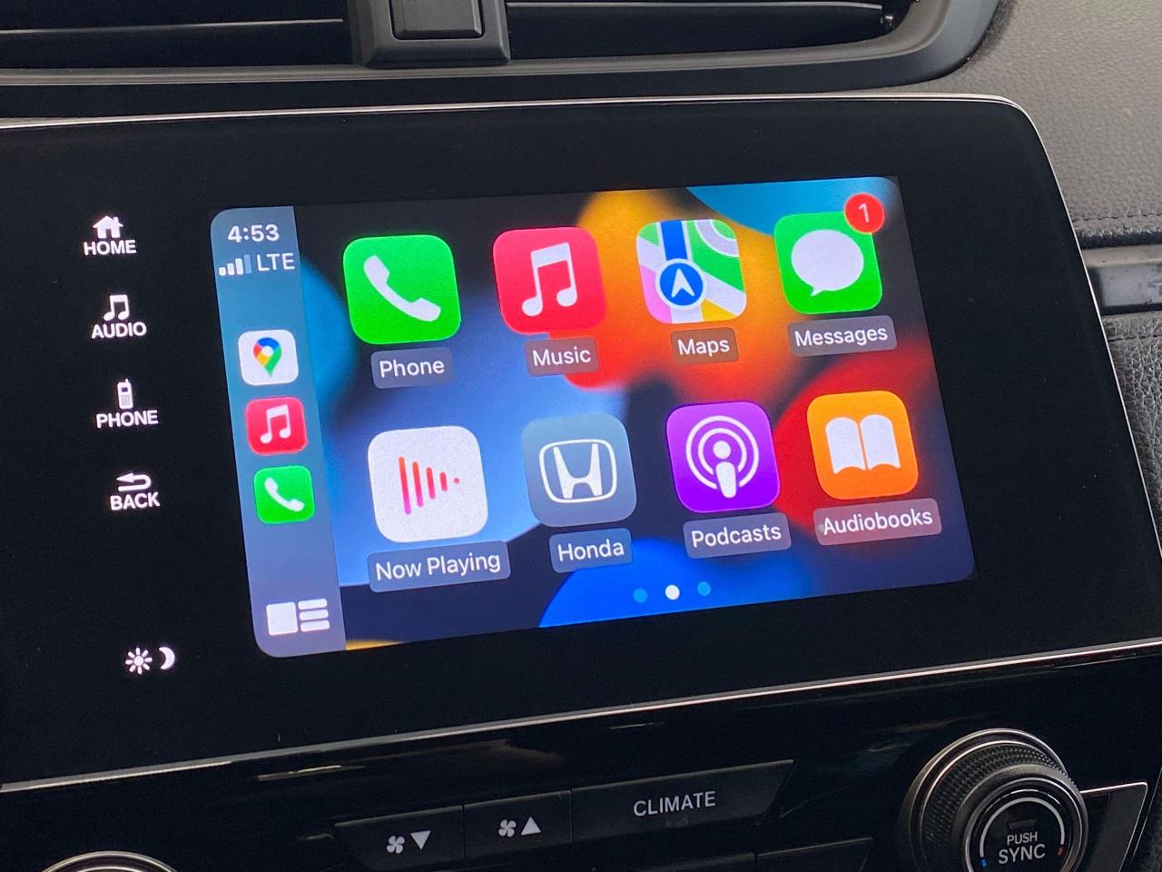 2018 Honda CR-V LX+ApplePlay+Camera+Remote Start+Clean Carfax Photo90