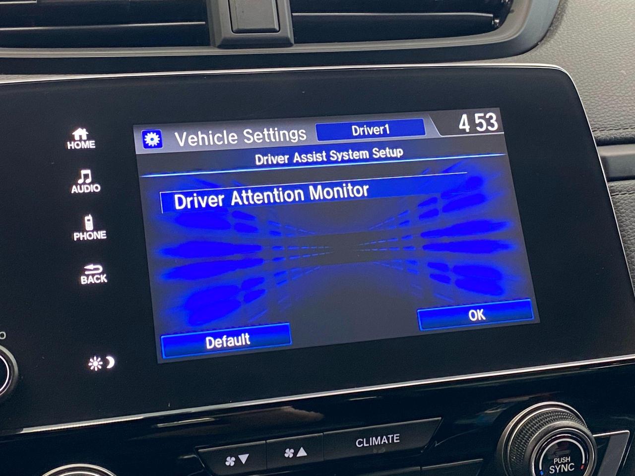 2018 Honda CR-V LX+ApplePlay+Camera+Remote Start+Clean Carfax Photo32