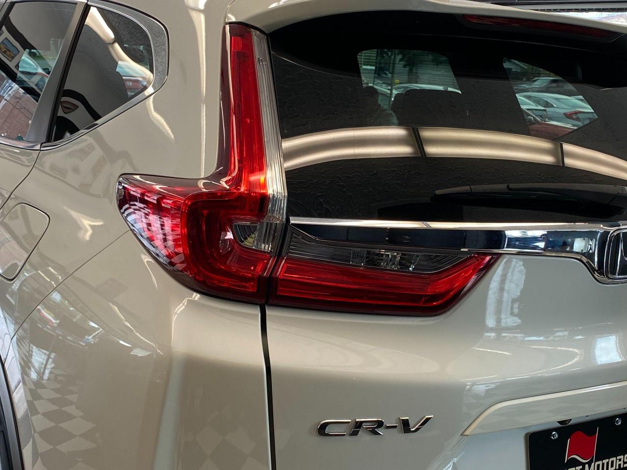 2018 Honda CR-V LX+ApplePlay+Camera+Remote Start+Clean Carfax Photo60