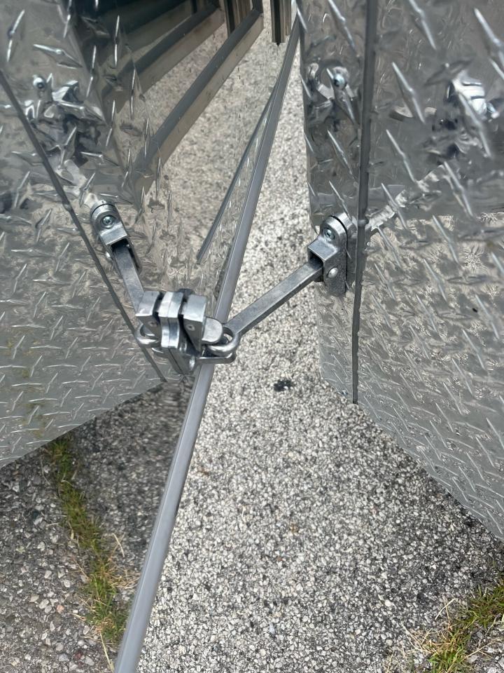 2021 Beckner Trailers ELT Enclosed Trailer Fully Financeable, Excellent condition