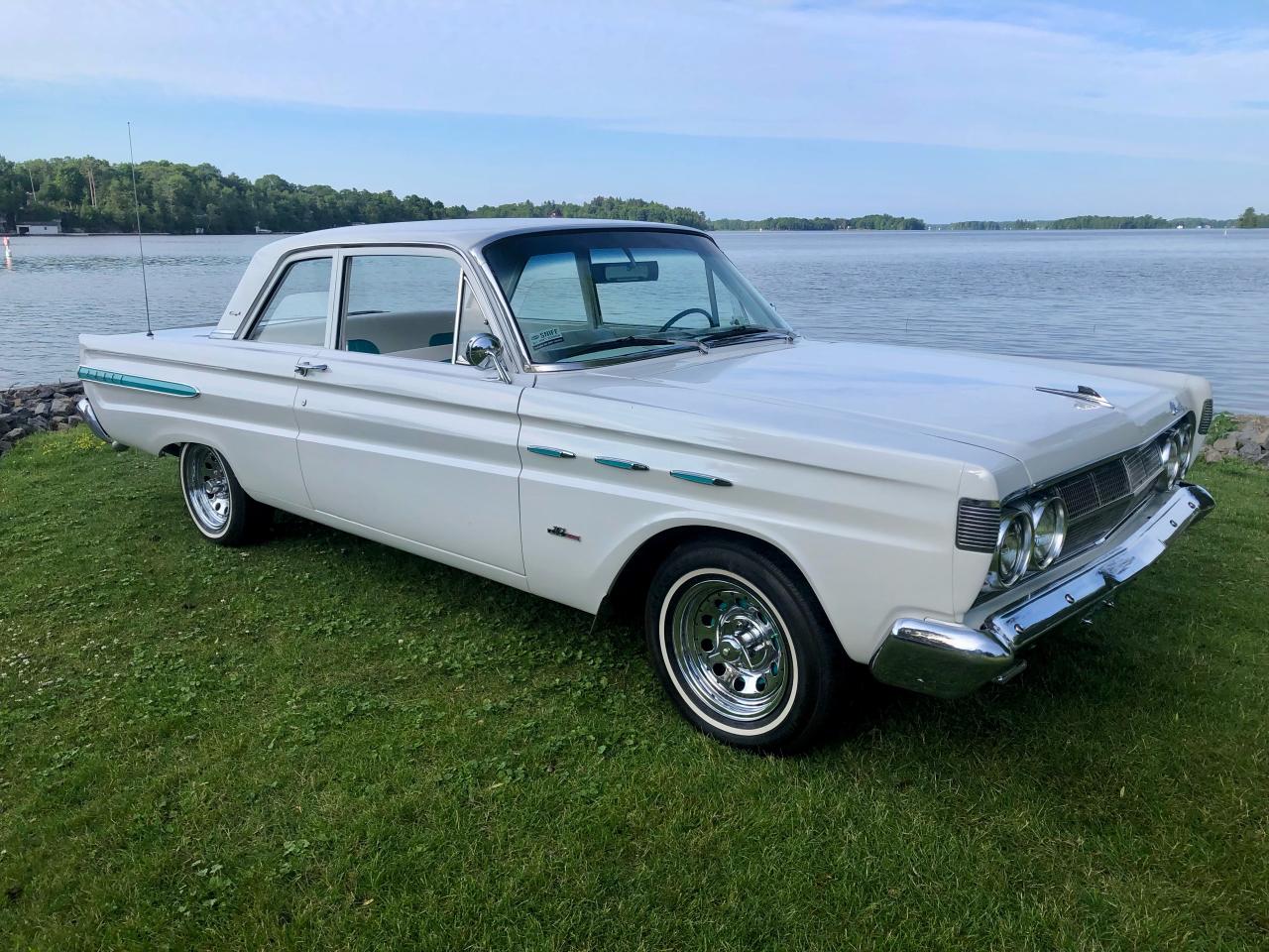 1964 Mercury Comet Exceptionally Restored,   289 V8 - Photo #9